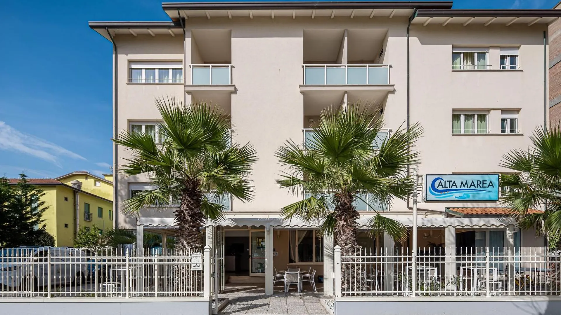 Hotel Altamarea Чезенатико Италия