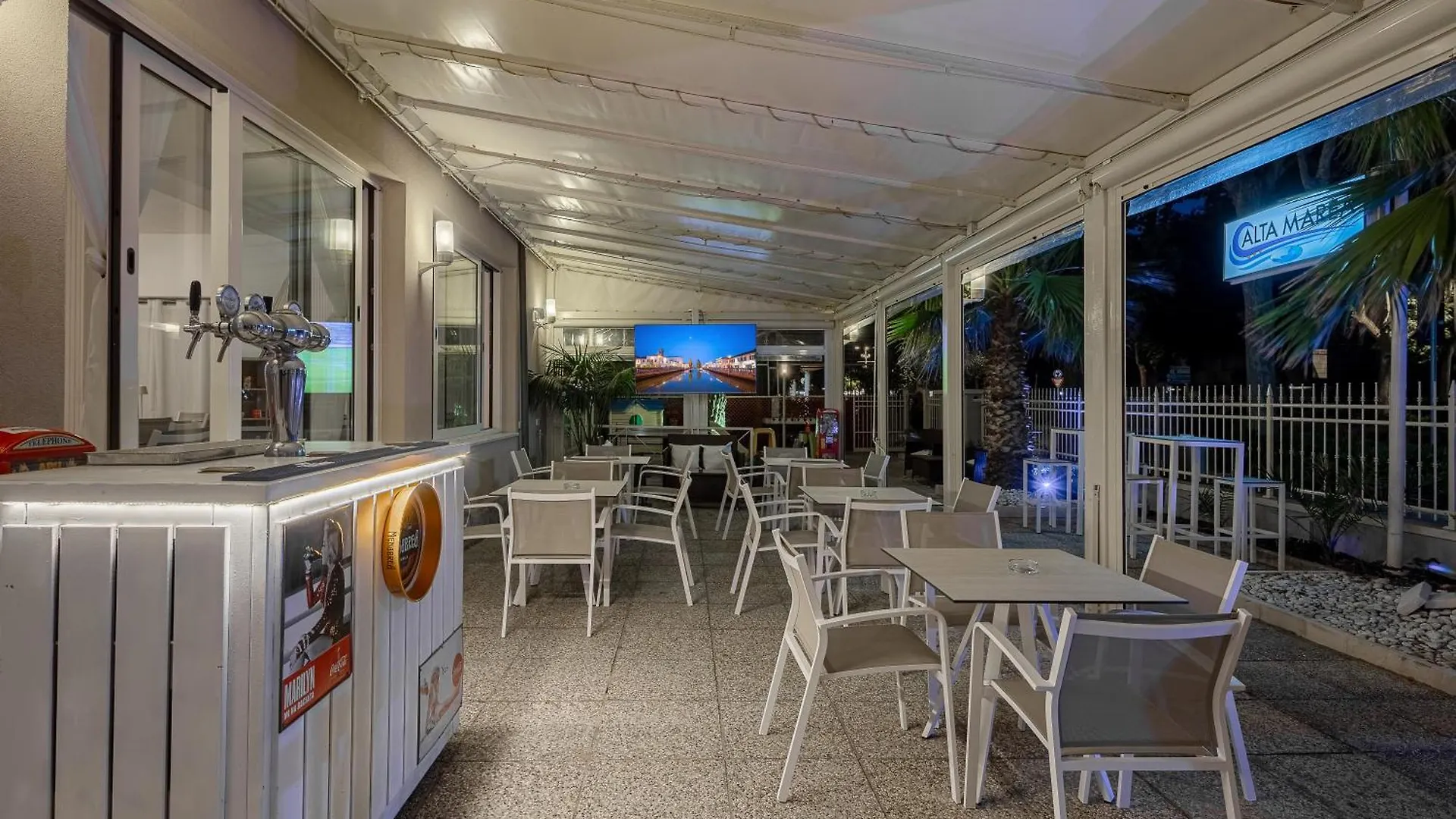 Hotel Altamarea Чезенатико 3*,  Италия