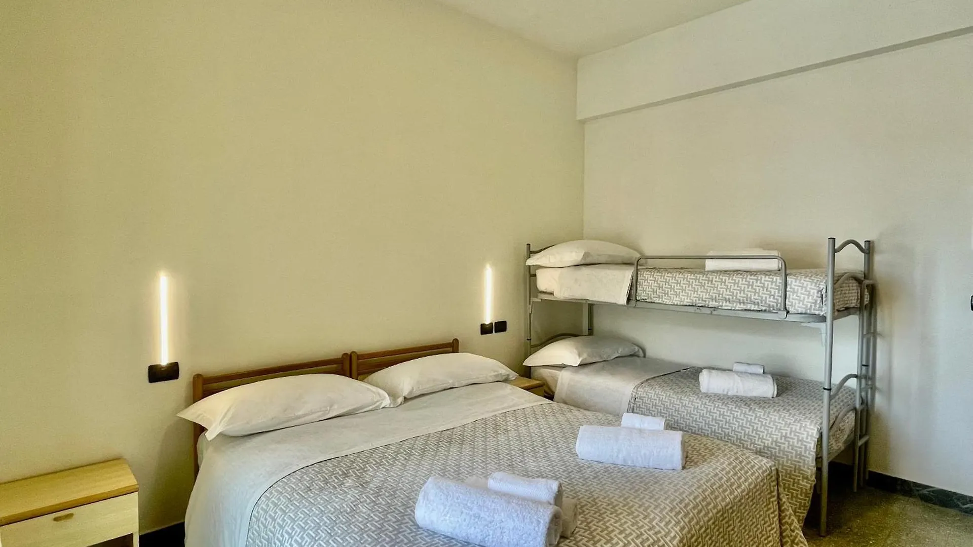 Hotel Altamarea Cesenatico Italia
